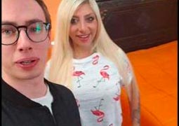 Il primo porno di Lisa Amane con Max Felicitas