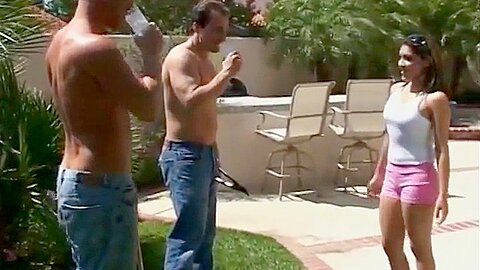 Horny Young Slut Opens Her Legs And Gets Her Wet Pussy Licked And