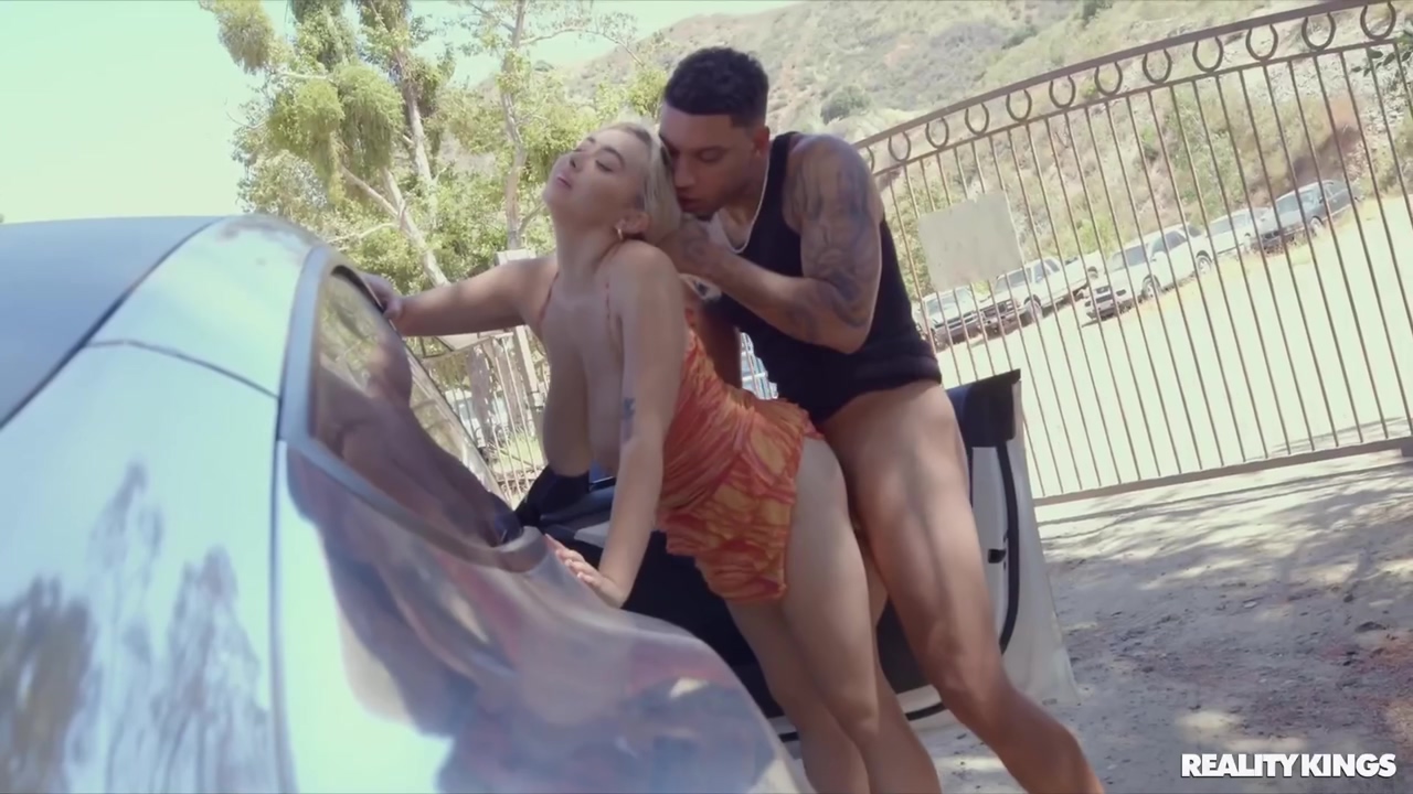 Chloe Surreal In Libidinous Plumper Memorable Porn Scene